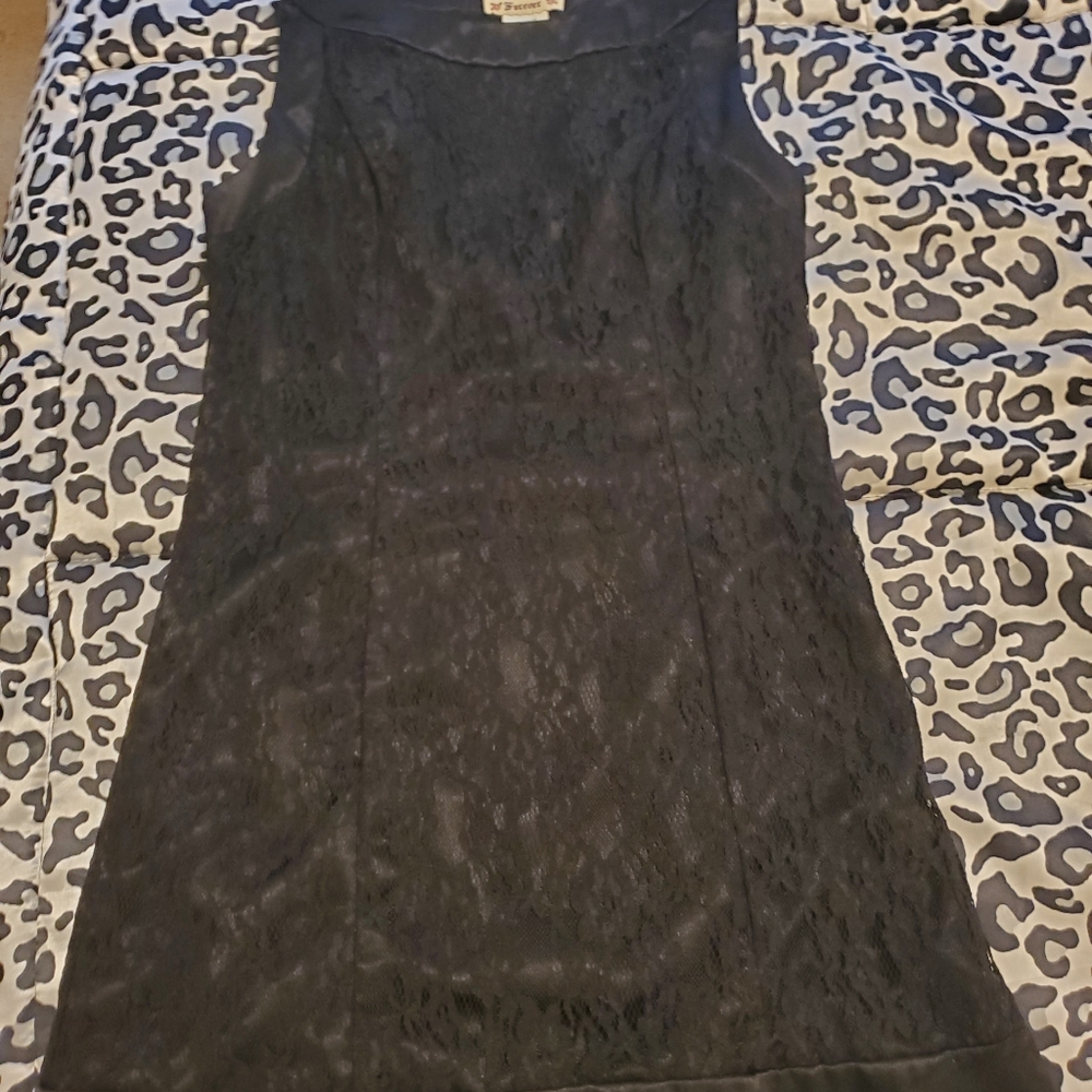 Black lacy dress